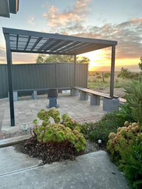 Island Retreat, Hindmarsh Island